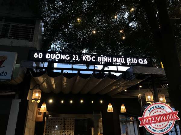 bảng hiệu chữ nổi sáng đèn ấn tượng