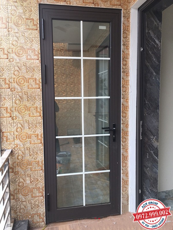 Cửa nhôm xingfa ở lan can