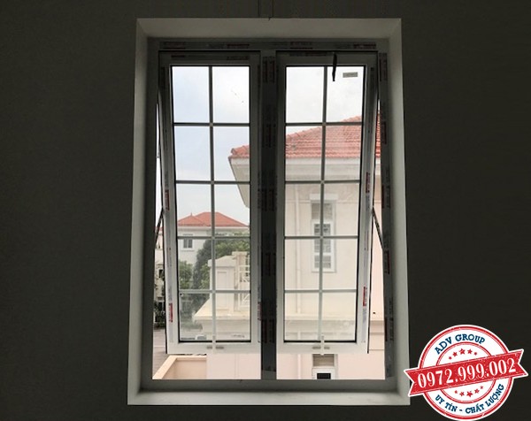 cửa sổ mở hất nhôm xingfa quận 7