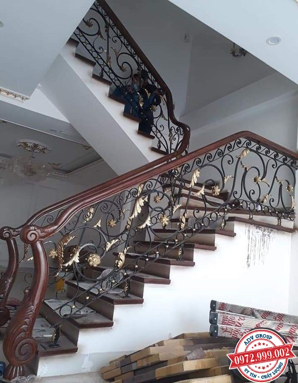 TOP 33+ Mẫu cầu thang sắt mỹ thuật đẹp - Độc Đáo 10 Mẫu cầu thang sắt mỹ thuật đẹp biệt thự nhà bè