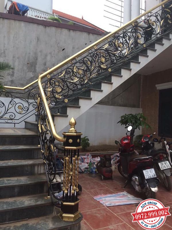 TOP 33+ Mẫu cầu thang sắt mỹ thuật đẹp - Độc Đáo 9 9. Mẫu cầu thang mỹ thuật đẹp ấn tượng