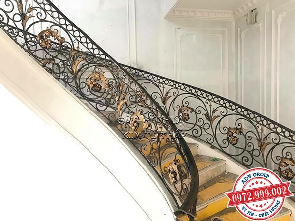 TOP 33+ Mẫu cầu thang sắt mỹ thuật đẹp - Độc Đáo 6 Mẫu cầu thang sắt mỹ thuật biệt thự tân phú