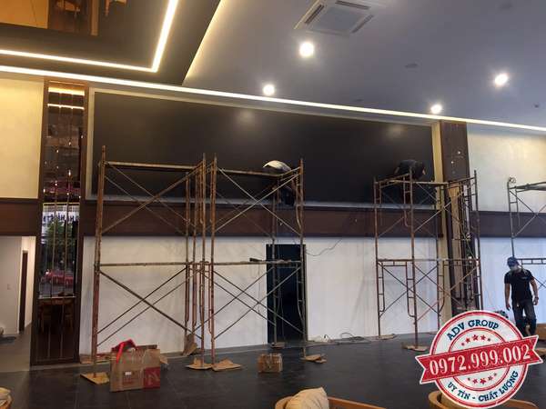 Thi công lắp đặt màn hình LED