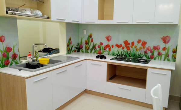 Báo giá kính ốp bếp, kính sơn màu, kính sơn 3D giá rẻ 2020 11 Kính ốp bếp in sắc xuân