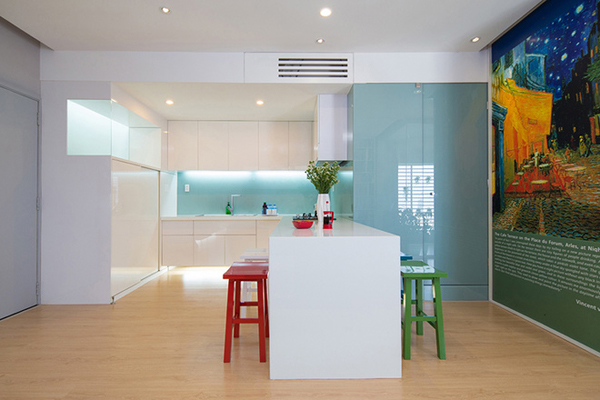 Báo giá thi công Kính ốp bếp - kính màu - Kính sơn chịu nhiệt rẻ đẹp 21 kính sơn ốp tường sơn trang trí bếp