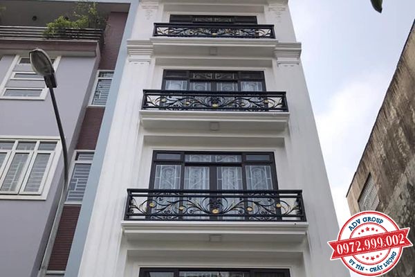 TOP 39+ mẫu Lan can kính, sắt mỹ thuật, inox Đẹp giá rẻ 24 23. Mẫu lan can sắt mỹ thuật ban công mặt tiền