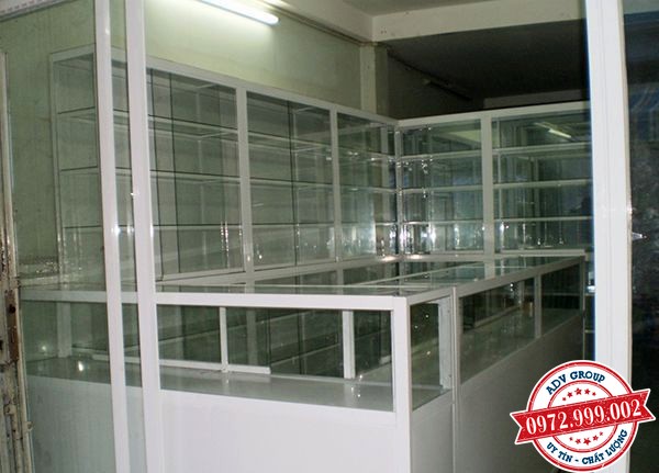 Báo giá tủ nhôm kính, Tủ bếp nhôm kính, tủ kính trưng bày giá rẻ 2 tủ thuốc tây nhôm kính Quận 5