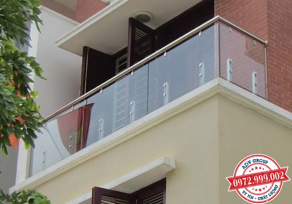 TOP 39+ mẫu Lan can kính, sắt mỹ thuật, inox Đẹp giá rẻ 11 11. Lan can kính ghép an toàn nhà quận tân phú