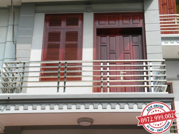 TOP 39+ mẫu Lan can kính, sắt mỹ thuật, inox Đẹp giá rẻ 37 34. Mẫu bạn công inox nhà phố Long An