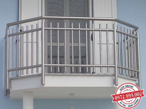 TOP 39+ mẫu Lan can kính, sắt mỹ thuật, inox Đẹp giá rẻ 35 32. Mẫu bạn công inox chắc chắn theo thời gian
