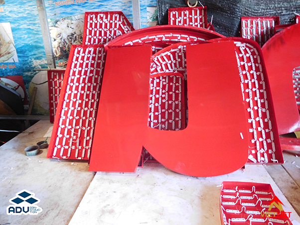 #1 Xưởng Gia Công Chữ Tôn Mặt Mica Đẹp, Giá Rẻ 5 Chất lượng luôn được đảm bảo, bền bỉ