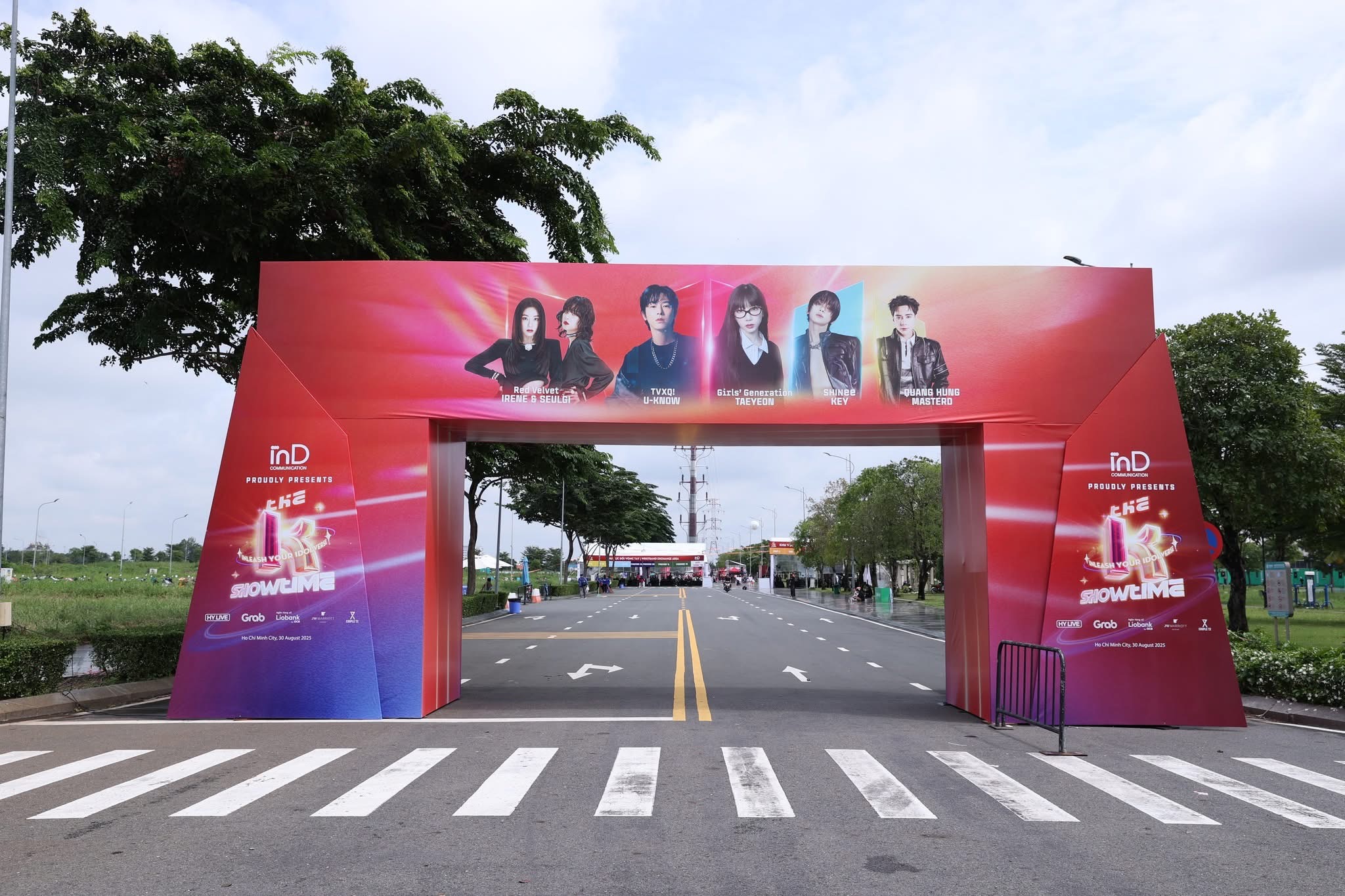 Thi công backdrop 3D đẹp, thiết kế sáng tạo và độc đáo cho sự kiện, hội nghị, khai trương năm 2025