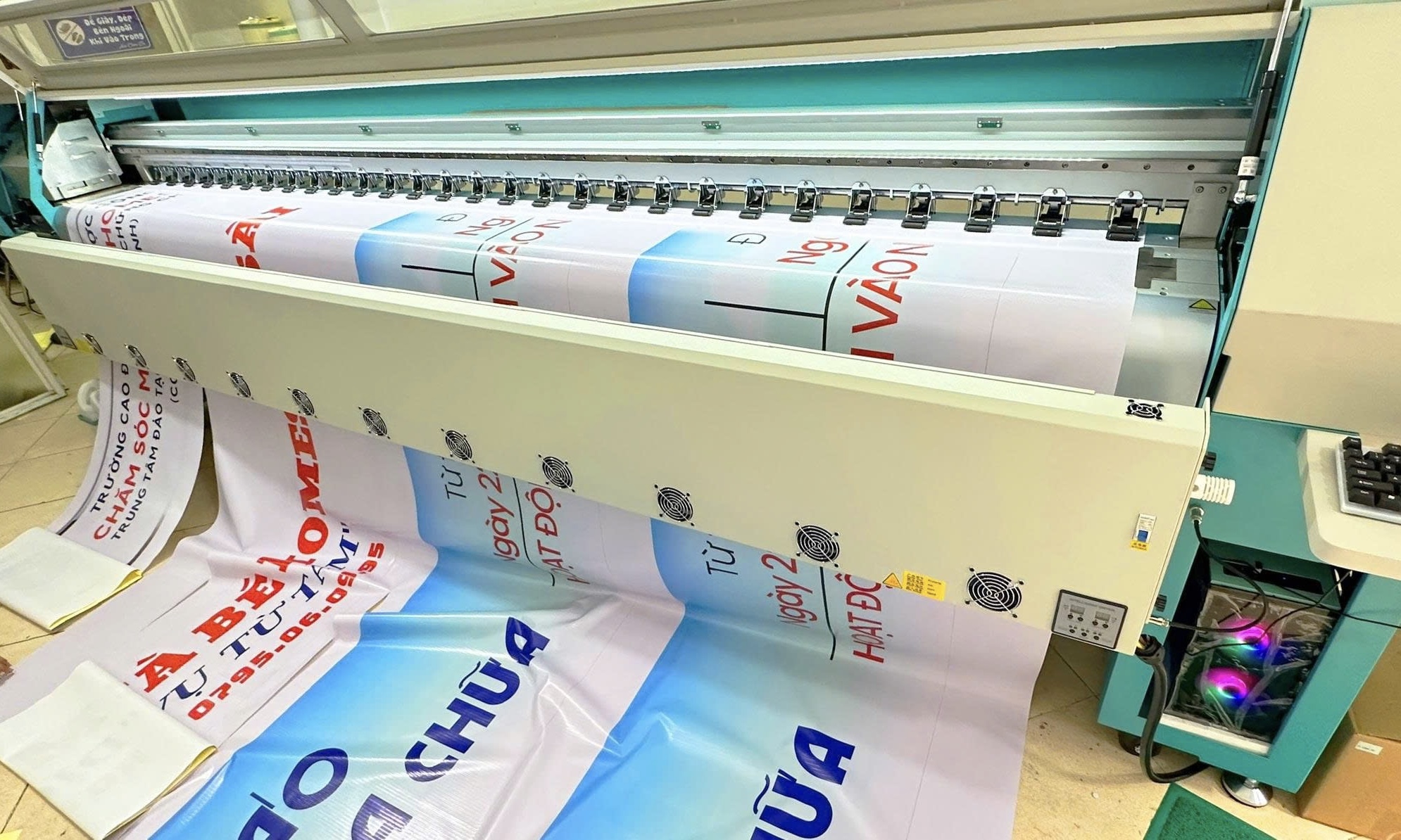 1# Bạt quảng cáo hiflex giá rẻ | In bạt hiflex chất lượng cao 2 in bat hiflex chat luong