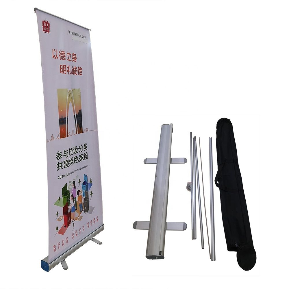 Standee cuốn nhôm. KT 800X1800 1 standee cuốn nhôm
